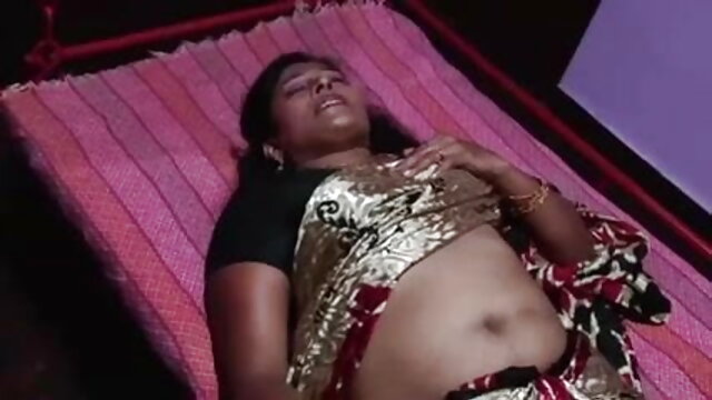 লাল চুলের, স্বামী ও স্ত্রী, হিন্দি গান সেক্সি